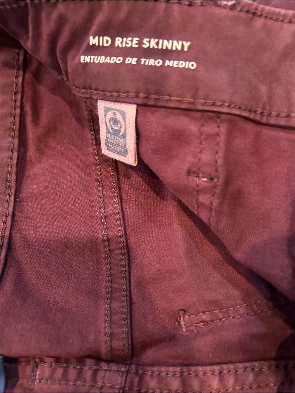 Universal Thread Mid Rise Skinny Jeans - Picture 3 of 4